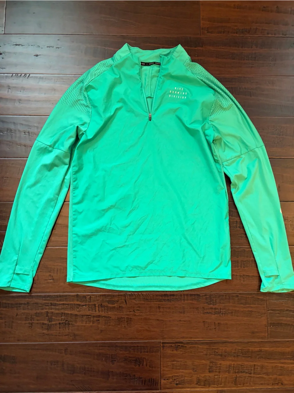 Nike Men’s Mint Green Quarter-Zip running division lightweight layer jacket